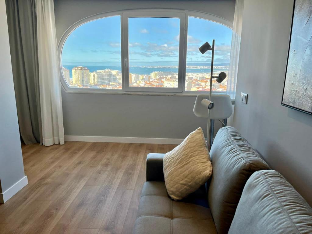 T2 Com Uma Vista Deslumbrante Sobre O Atlantico! Διαμέρισμα Costa de Caparica Εξωτερικό φωτογραφία