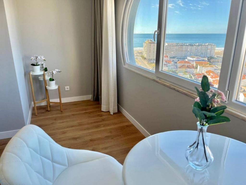 T2 Com Uma Vista Deslumbrante Sobre O Atlantico! Διαμέρισμα Costa de Caparica Εξωτερικό φωτογραφία